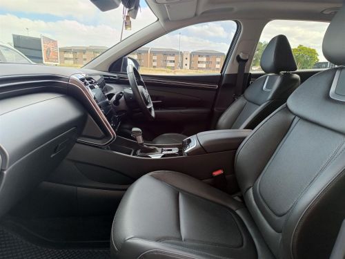 Hyundai Tucson 2.0L Elite FWD in Botswana