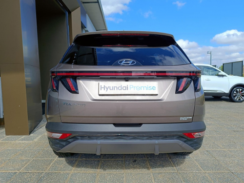 Hyundai Tucson 2.0L Elite FWD in Botswana