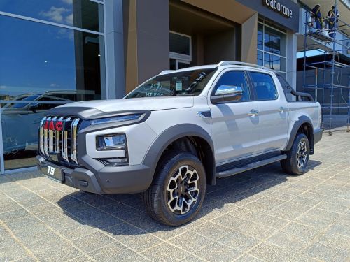 JAC T9 CTi Super Lux P/U D/C A/T in Botswana