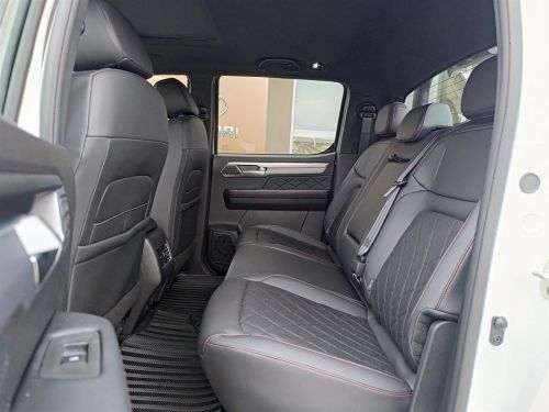 JAC T9 Hunter 2.0L CTi 4x4 AT D/Cab in Botswana