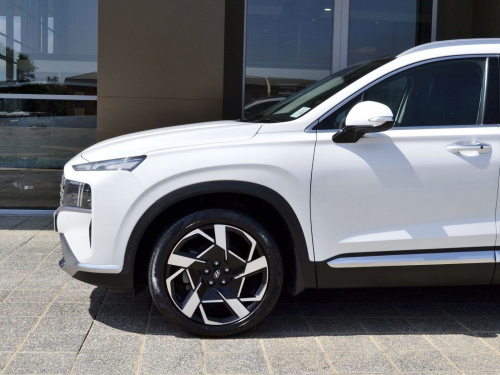 Hyundai Santa Fe Elite in Botswana