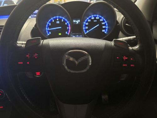 Mazda 3  2.0L Sport SkyActive iStop in Botswana
