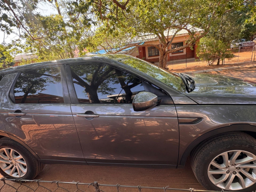 Land Rover Discovery Sport in Botswana