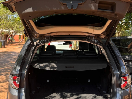 Land Rover Discovery Sport in Botswana