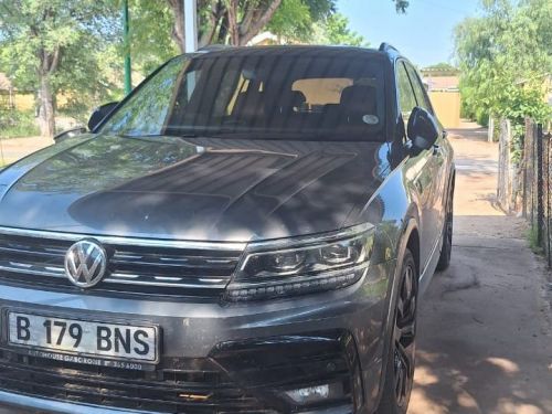 Pre-owned Volkswagen Tiguan R-line for sale in 