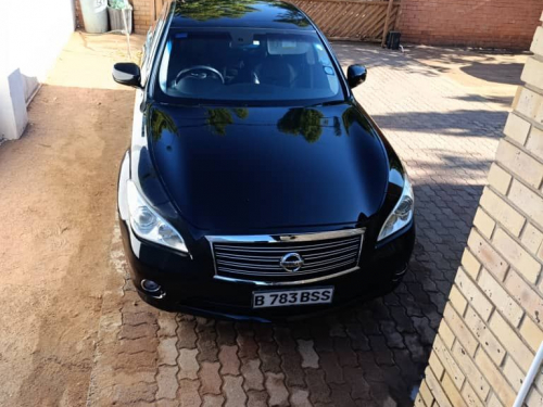 Nissan Fuga 370 GT in Botswana