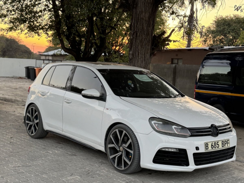 Volkswagen GTI 6 in Botswana