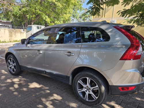 Volvo XC60 D3 in Botswana