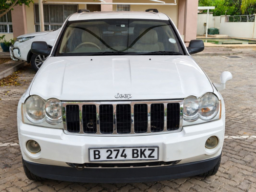 Used Jeep Grand Cherokee Limited 4.7 V8 4x4 for sale in Gaborone