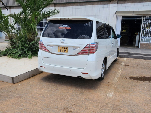 Toyota Vellfire in Botswana