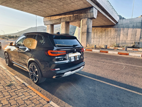 BMW X5 xDrive30d in Botswana