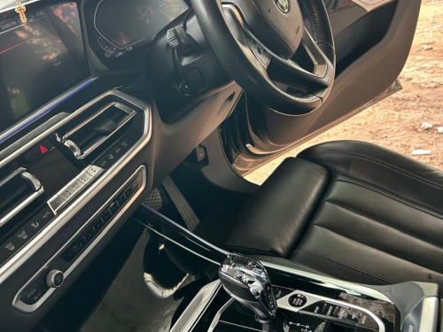 BMW X5 xDrive30d in Botswana