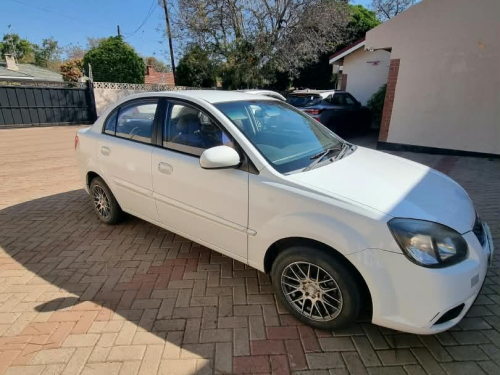 Kia Rio in Botswana