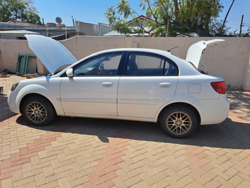 Kia Rio in Botswana