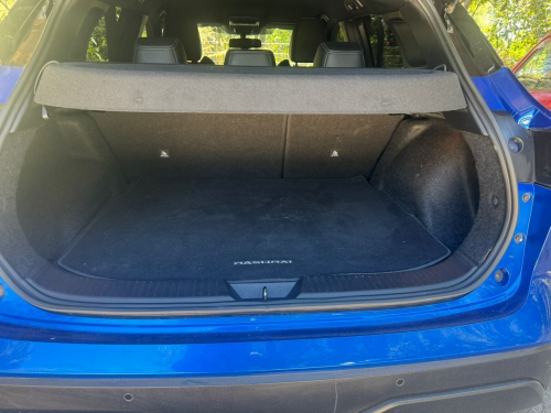 Nissan Qashqai Accenta 1.3L in Botswana