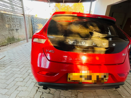Volvo V40 in Botswana