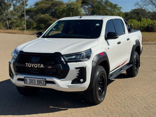 Toyota Hilux 2.8 GR in Botswana