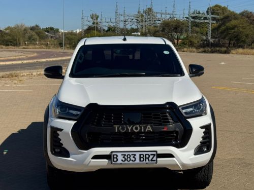 Toyota Hilux 2.8 GR in Botswana