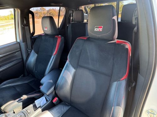 Toyota Hilux 2.8 GR in Botswana