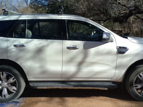 Ford Everest Limited 3.2 4X4 in Botswana