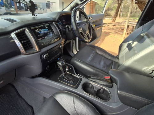 Ford Everest Limited 3.2 4X4 in Botswana