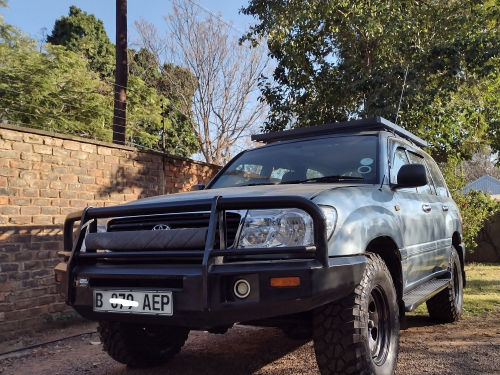 Toyota Landcruiser GX 4,5Efi in Botswana