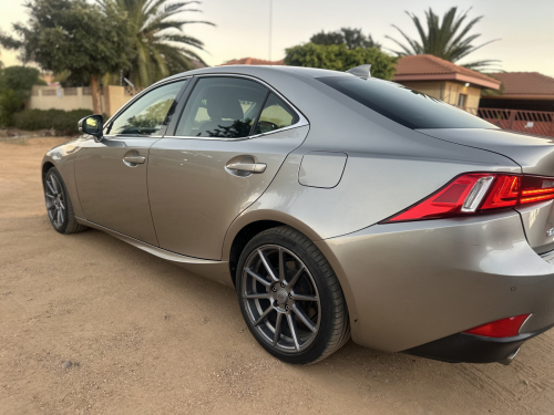 Lexus IS250 in Botswana