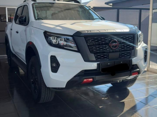 Nissan Navara Pro 4X in Botswana