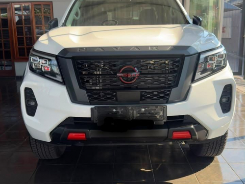 Nissan Navara Pro 4X in Botswana