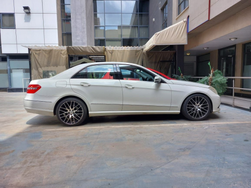 Used Mercedes-Benz E300 V6 for sale in Gaborone