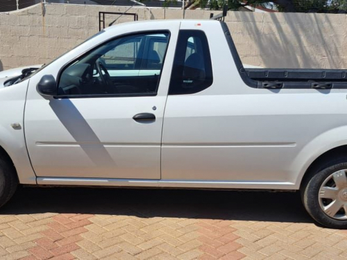 Nissan NP 200 in Botswana