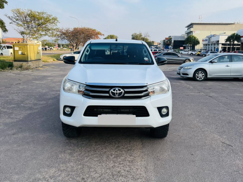 Toyota Hilux 2.4 GD6 4x2 in Botswana