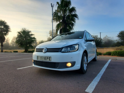 Volkswagen Touran 1.4i 7Seater in Botswana