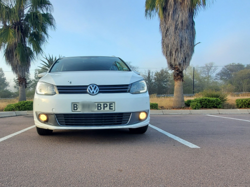 Volkswagen Touran 1.4i 7Seater in Botswana