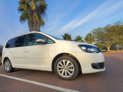 Volkswagen Touran 1.4i 7Seater in Botswana