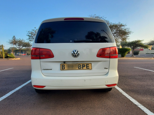 Volkswagen Touran 1.4i 7Seater in Botswana
