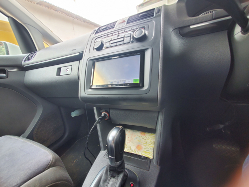 Volkswagen Touran 1.4i 7Seater in Botswana