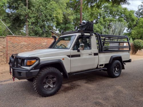 Used Toyota Land Cruiser 4.5 efi for sale in Gaborone