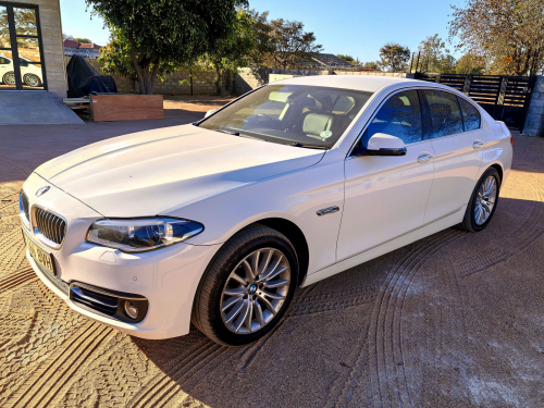Used BMW 520i for sale in Francistown