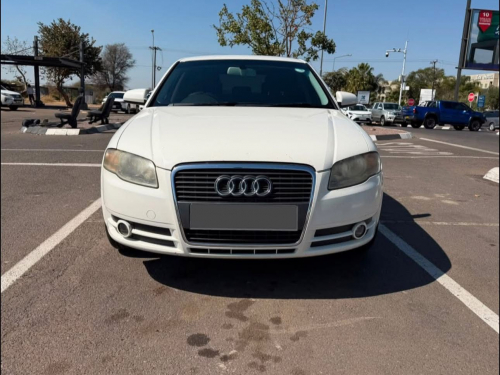 Audi A4 (B7) in Botswana