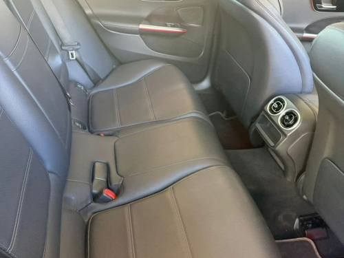Mercedes-Benz C220d in Botswana