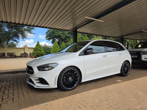 Mercedes-Benz B200 AMG in Botswana