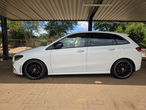 Mercedes-Benz B200 AMG in Botswana