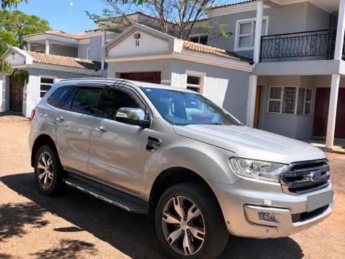 Ford Everest 3.2 Limited in Botswana