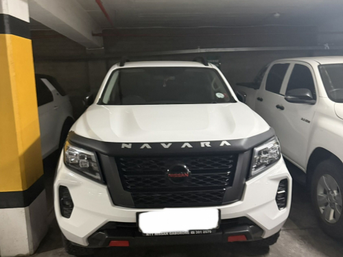 Nissan Navara Pro 4X in Botswana