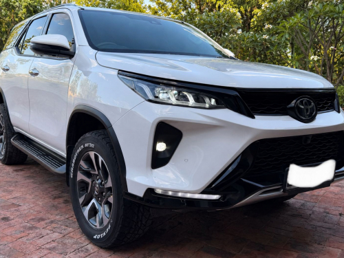 Toyota Fortuner 2.8 GD6 VX  4x4 in Botswana