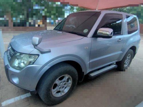 Used Mitsubishi Pajero 3.0l V6 for sale in Gaborone