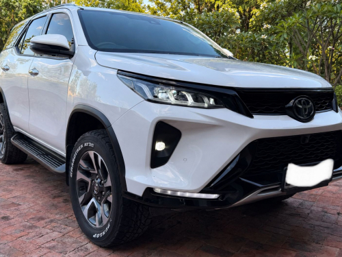 Toyota 2.8 GD6 Fortuner VX  4x4 in Botswana