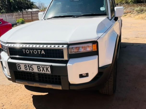 Toyota Land Cruiser Prado TX in Botswana