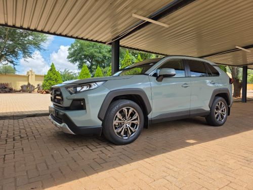 Pre-owned Toyota RAV4 2.5 GXR for sale in 